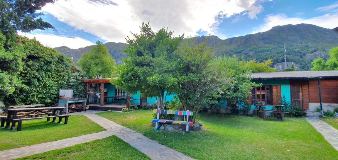 La Estacion Hostel Lago Puelo Exterior photo